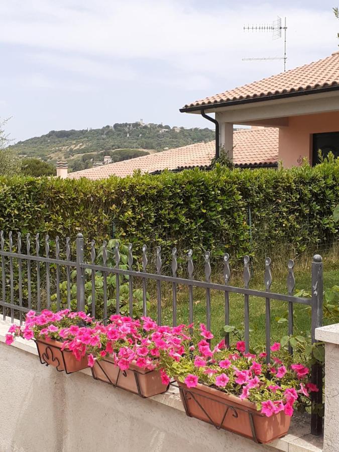 Residence Ai Campi Da Golf Saturnia Bagian luar foto