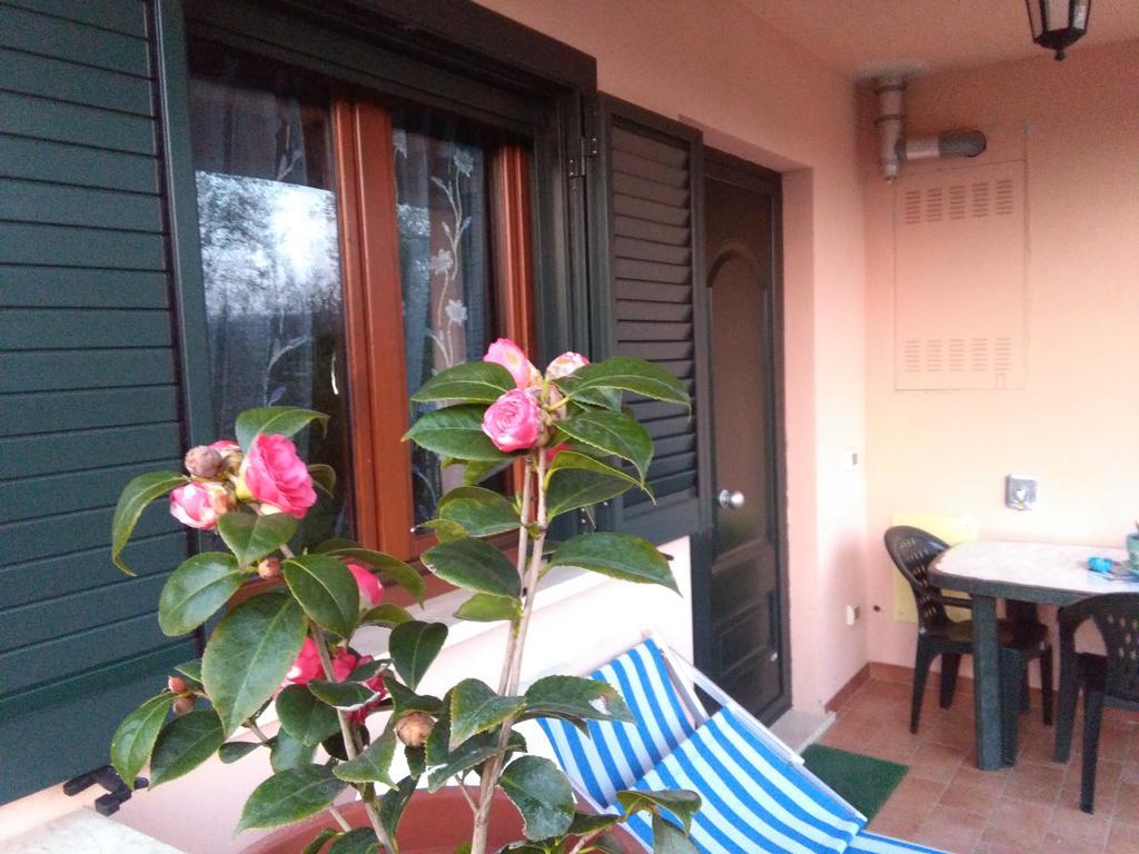 Residence Ai Campi Da Golf Saturnia Bagian luar foto